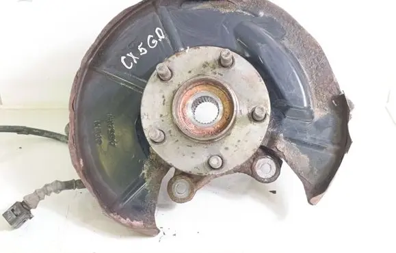 Rear wheel hub spindle/knuckle