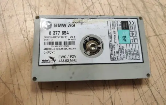 BMW X5 E53 Antenna control unit 8377654