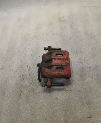 Mitsubishi Galant Front brake caliper
