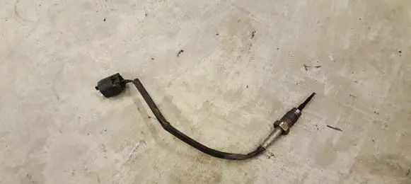 BMW 7 E65 E66 Exhaust gas temperature sensor 7795166