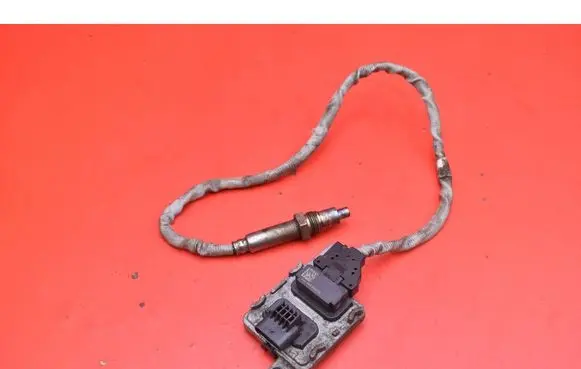 Volkswagen PASSAT B7 USA Lambda probe sensor 04l907805CE