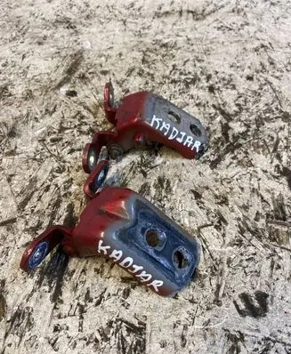 Renault Kadjar Front door hinge set 