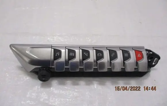 Peugeot 3008 II A set of switches 98249154DX
