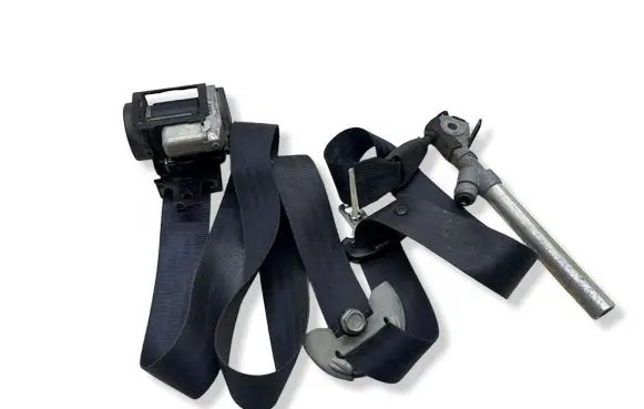 Mitsubishi Outlander Front seatbelt 6083807