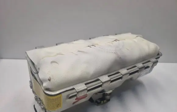 Volkswagen Polo V 6R Passenger airbag 6RS880204 34076603 100000280