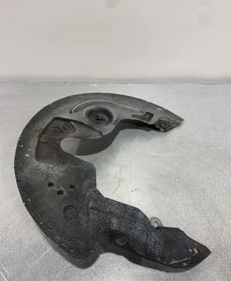 Peugeot 508 Front brake disc dust cover plate 981518358
