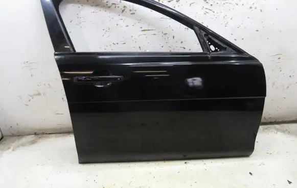 Jaguar XE Front door 873806