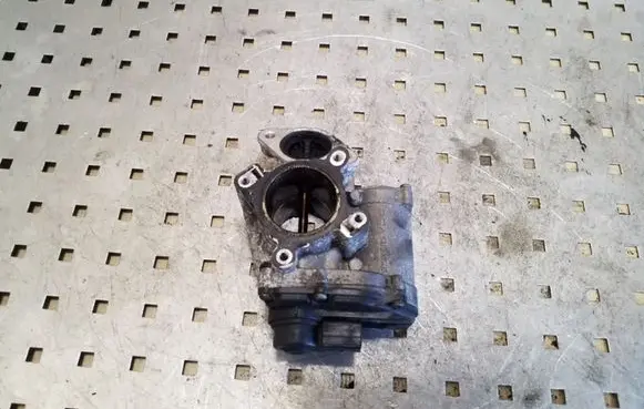 Nissan Qashqai EGR valve 8200797706A H8200327011