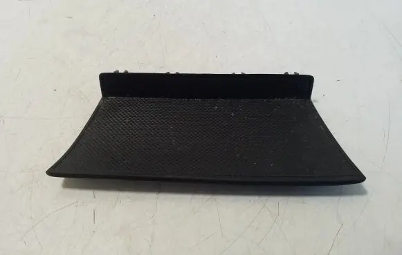 Audi e-tron Central console drawer/shelf pad 4KE863301