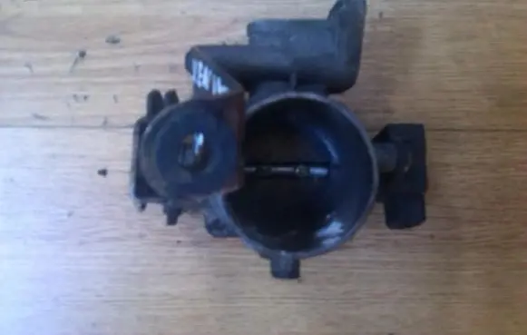 Renault Megane I Throttle valve 7700861679d 770087218