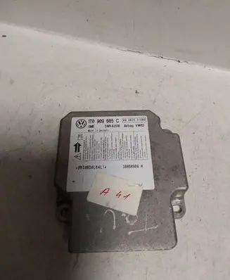 Volkswagen Touran I Airbag control unit/module 1T0909605C 09H025S1500 5WK43518