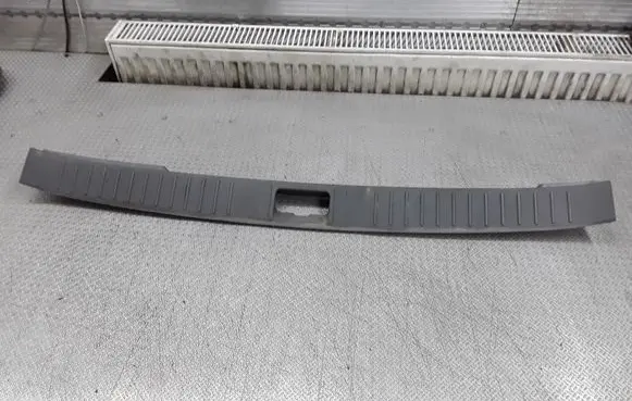 Ford Focus Trunk/boot sill cover protection 4M51N40320A