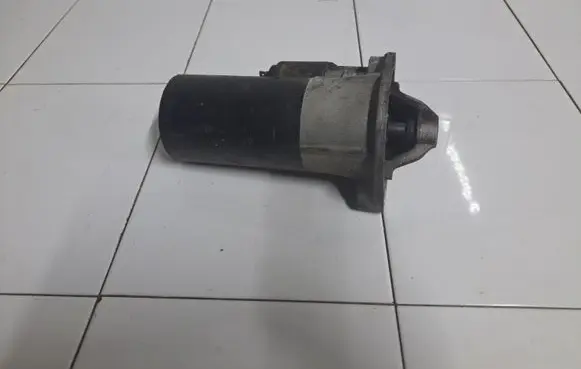Volvo V70 Starter motor 0001108167