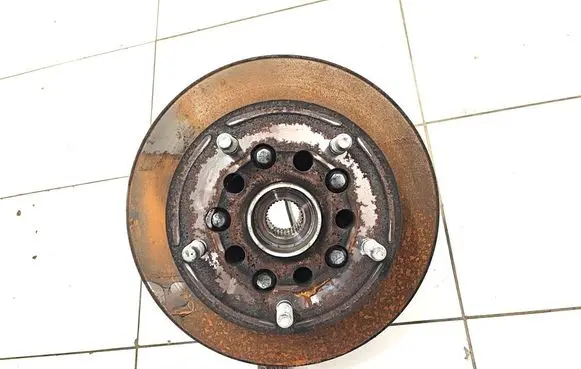 Ford Transit Custom Front wheel hub
