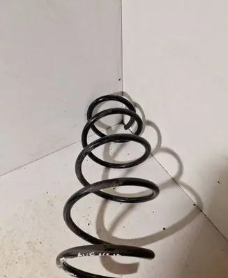 Toyota Avensis T270 Front coil spring 