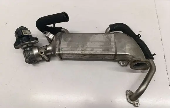 Mercedes-Benz CLA C117 X117 W117 EGR valve cooler A6511400575 A6511401160