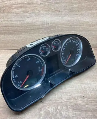 Volkswagen PASSAT B5 Speedometer (instrument cluster) 3B0920845A 110080053
