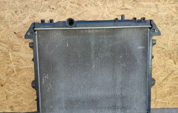 Toyota Hilux (AN10, AN20, AN30) Coolant radiator 0L16 2692551204