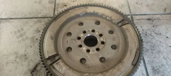 Toyota Avensis T250 Dual mass flywheel