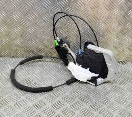 Toyota C-HR I Rear door lock