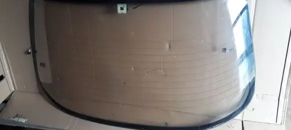 Mitsubishi Galant Rear windscreen/windshield window 