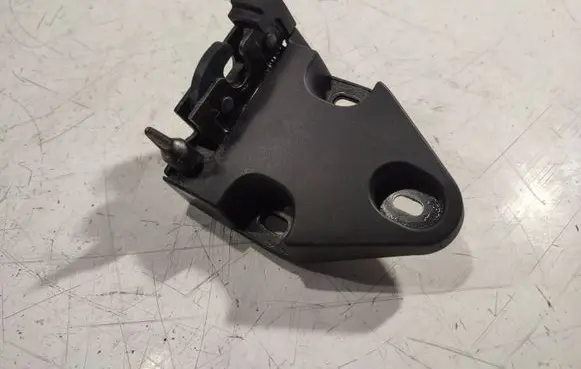 Loading door lock