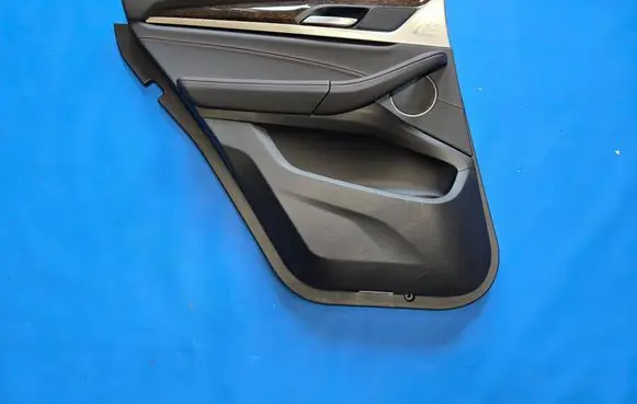 BMW X3 G01 Rear door card panel trim