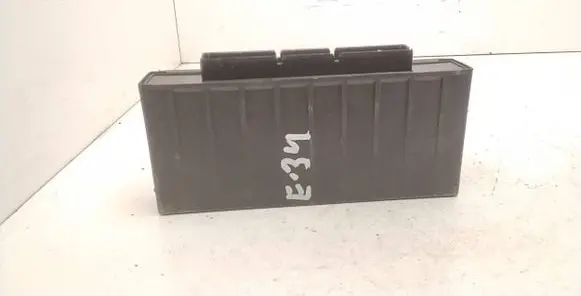 BMW 5 E34 Comfort/convenience module 61351379372 5KG00517500