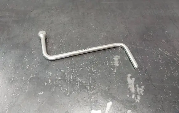 BMW 3 E46 Wheel nut wrench 71121179953
