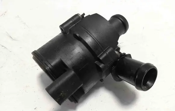 Volkswagen Caddy Electric auxiliary coolant/water pump 5C0965561