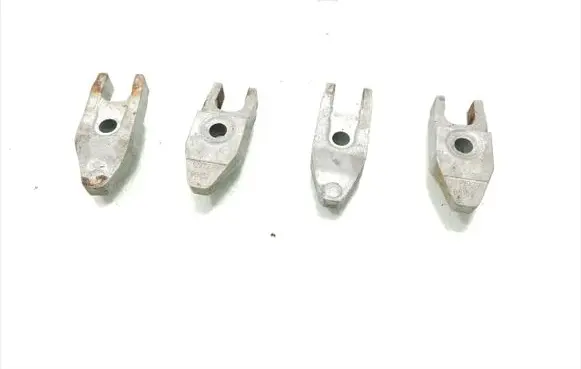Opel Astra K Fuel Injector clamp holder 