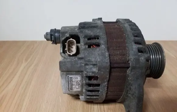 Mazda CX-7 Generator/alternator R2AAA A2TJ0681 12V100A9713