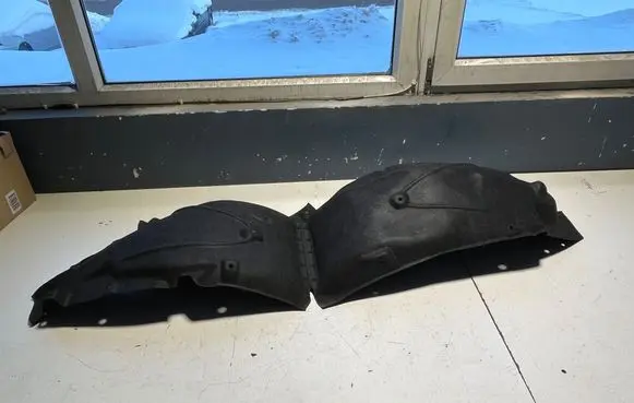 Ford Mustang VII Rear arch fender liner splash guards 
