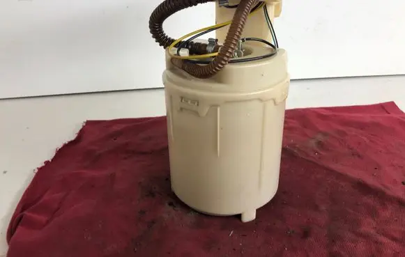 Volkswagen New Beetle In-tank fuel pump 1J0919051H