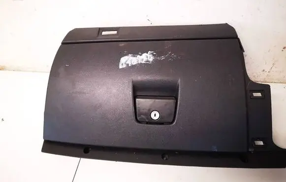 Volvo C30 Glove box 39871860 8626141