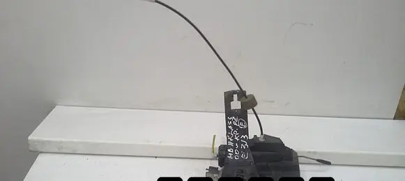 Mercedes-Benz A W168 Front door lock 