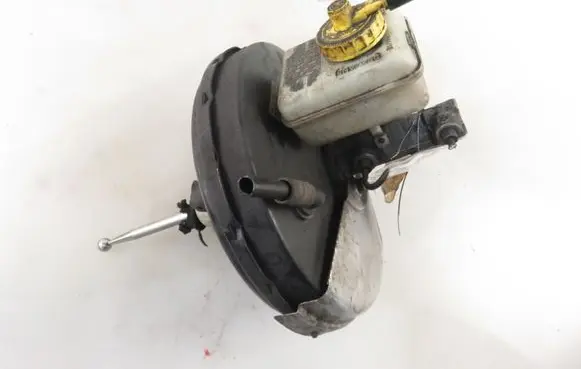 Seat Toledo II (1M) Brake booster 1J1514105