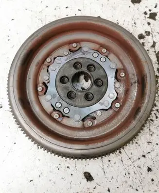 Volkswagen PASSAT B6 Flywheel