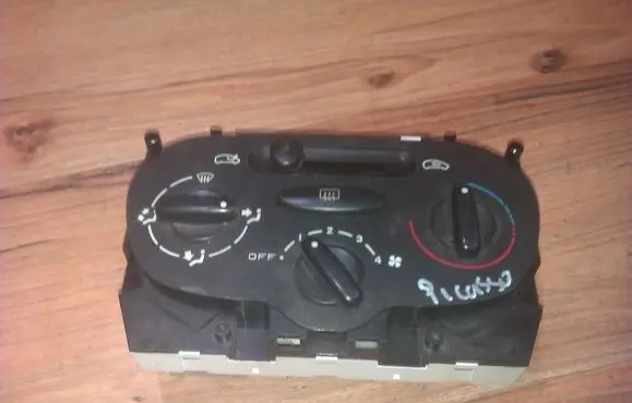 Citroen Xsara Picasso Climate control unit
