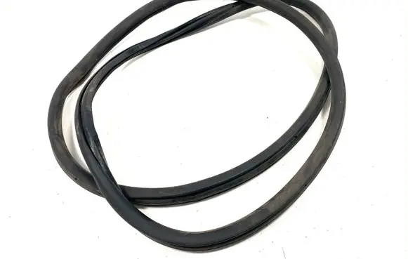 Opel Grandland X Rear door rubber seal (on body) 9815017480
