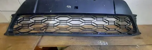 Dacia Sandero Front bumper lower grill MIA10779