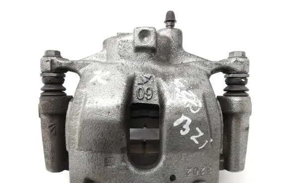Toyota C-HR I Front brake caliper