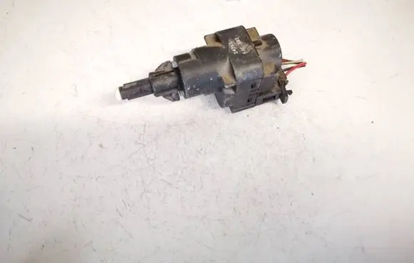 Volkswagen Touran I Brake pedal sensor switch 24763