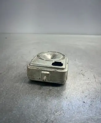 Volvo S70 V70 V70 XC Horn signal 0055306