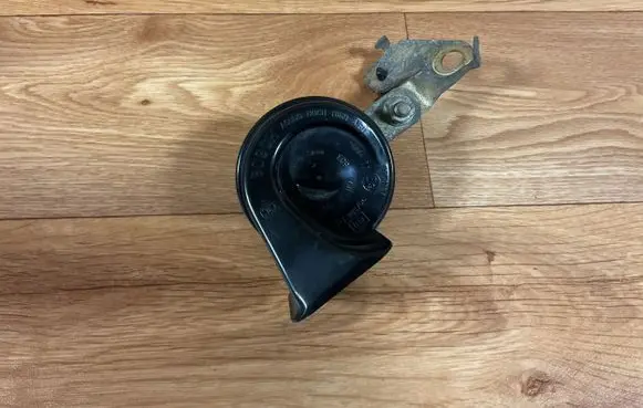 Peugeot 307 Horn signal 703881157