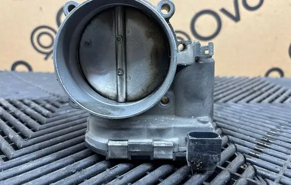 Porsche Panamera (970) Throttle body valve 99760511601