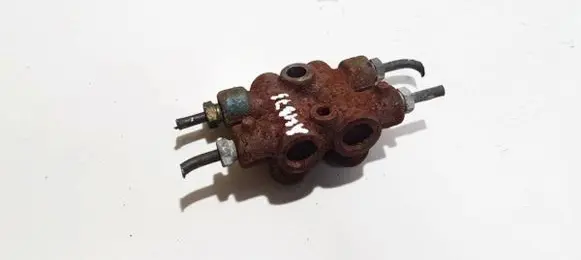 Volvo S40, V40 Air suspension compressor 