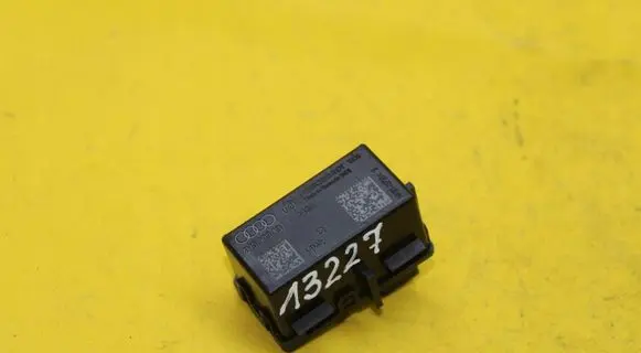 Audi A6 C7 Keyless system antenna 4H0909131