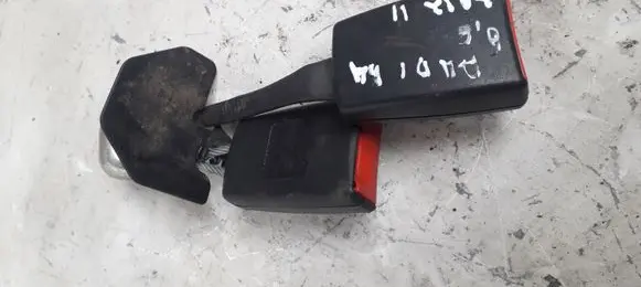 Audi A4 S4 B7 8E 8H Rear seatbelt buckle 8E085773901C