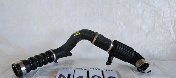 BMW 2 F45 Intercooler hose/pipe 8576282